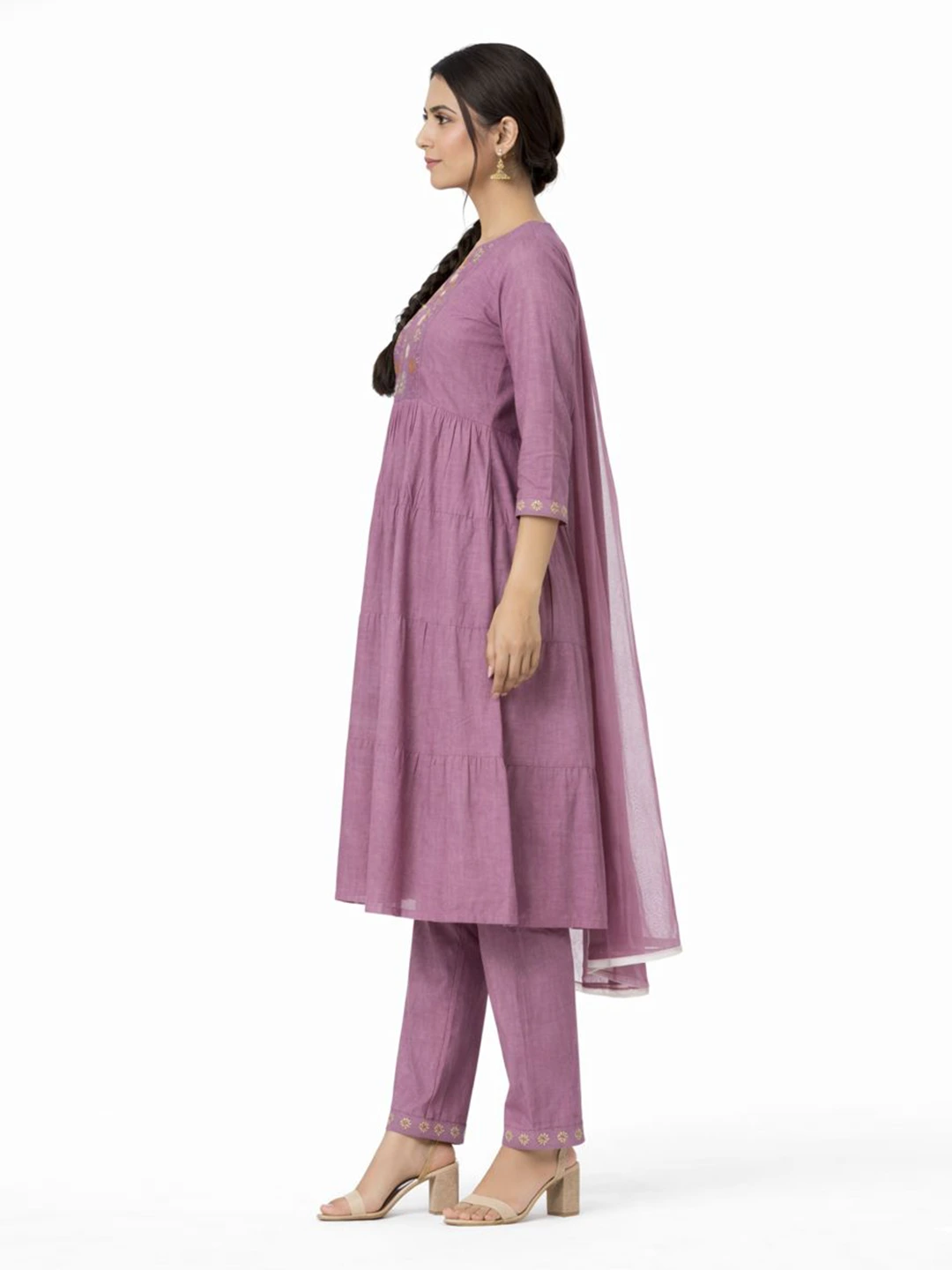 Mauve Tiered Embroidered Kurta Set - Image 2